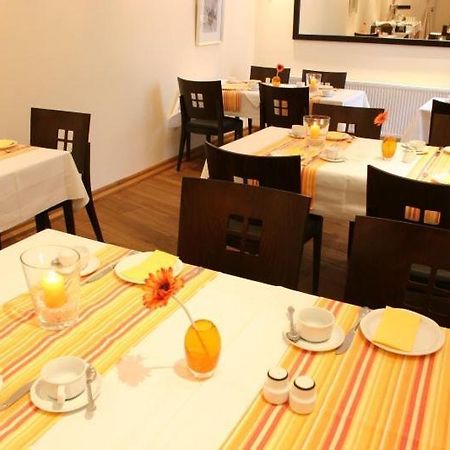 Hotel Restaurant Rothkopf ออยส์เคียร์เชิน ภายนอก รูปภาพ
