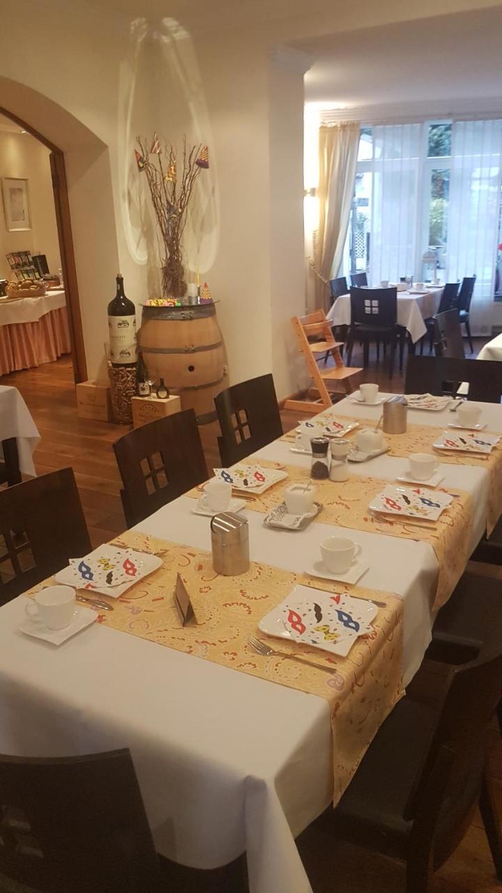 Hotel Restaurant Rothkopf ออยส์เคียร์เชิน ภายนอก รูปภาพ